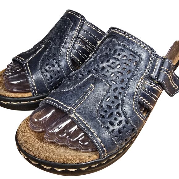 Clarks Bendables Navy Leather Buckle Strap Mid Block Heel Slip-On Clogs Size 6M - Picture 2 of 10